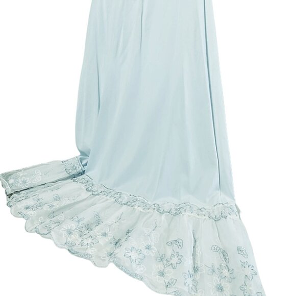 1950s Pale Blue Vintage Half Slip Petticoat With A Ruffle Bottom And Embroidery - Picture 3 of 5